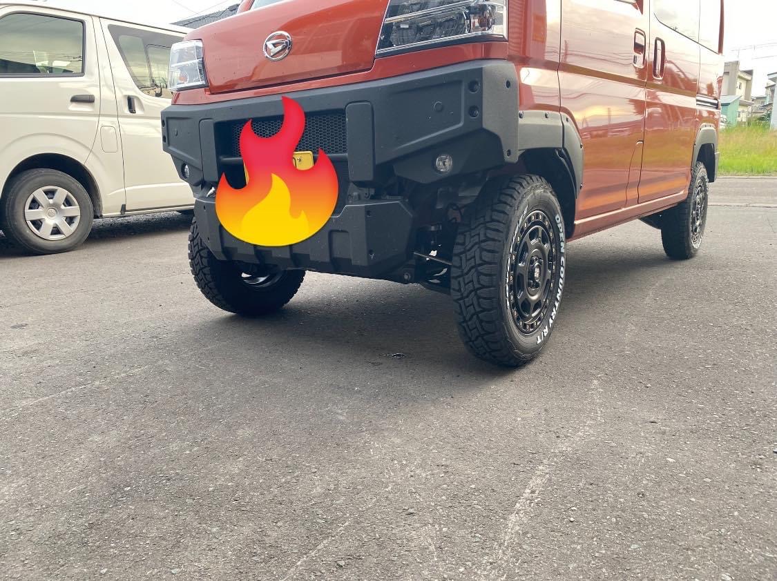 2023年6月　パドックニュース　ドキ商会様　ノースハンター号　ハイゼットカーゴ　北見店に来ています。