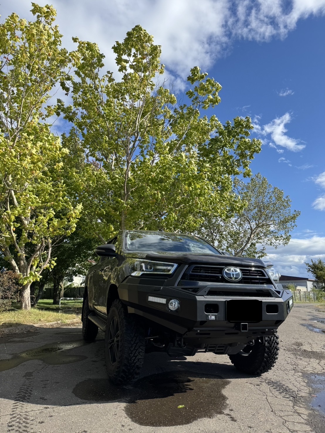 ハイラックス　2インチボディーリフト　2025年10月パドックニュース